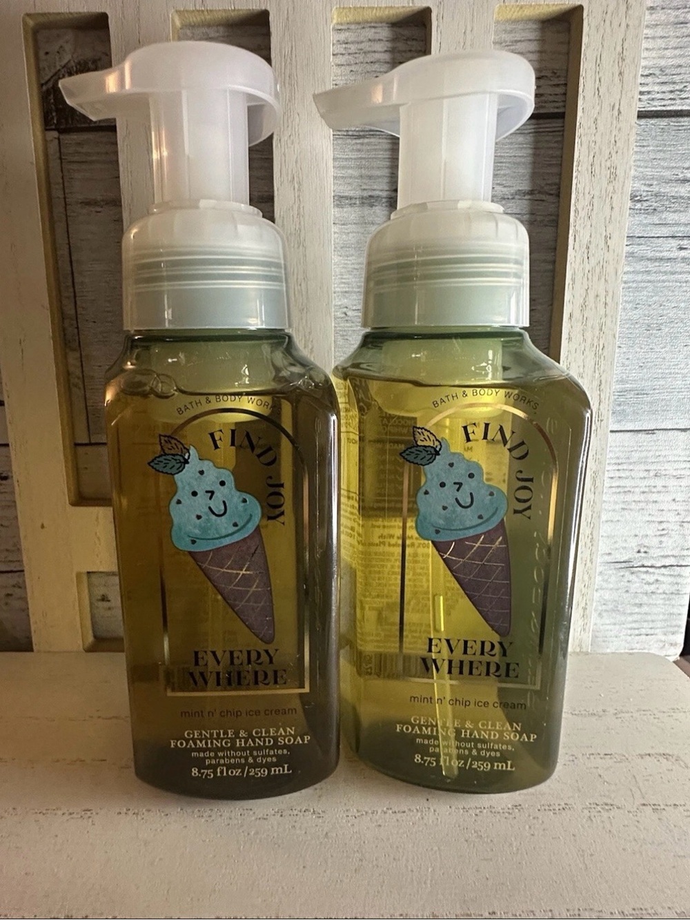 Bath & Body Works MINT N’ CHIP ICE CREAM Foaming Soap Lot x2 Find Joy Everywhere
